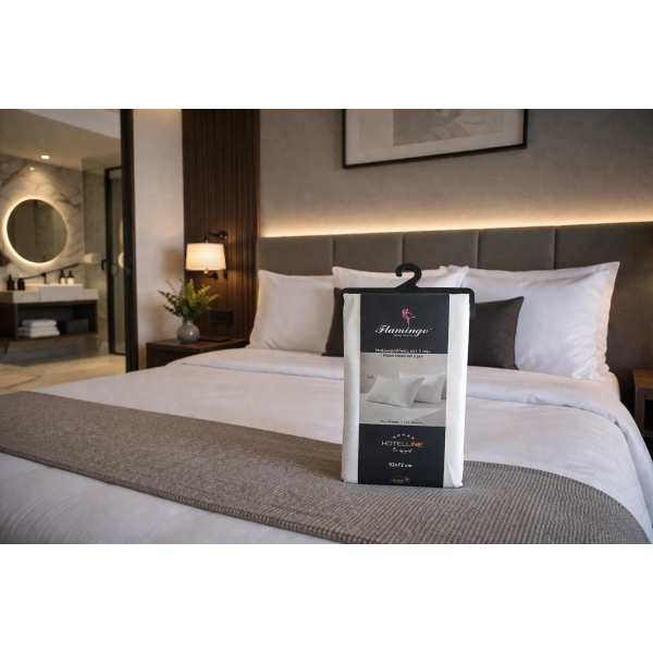 Σετ μαξιλαροθήκες Σχ.Lux white  poly/cotton 144 κλωστών σε συσκευασία με κρεμάστρα 50x70cm.