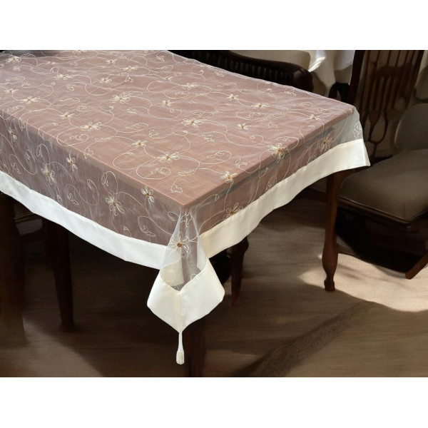ΤΡΑΠΕΖΟΜΑΝΤΗΛΟ ΒΟΥΑΛ ΜΕ ΚΕΝΤΗΜΑ CAMELIA 180Χ220 LINEAHOME LH2037501
